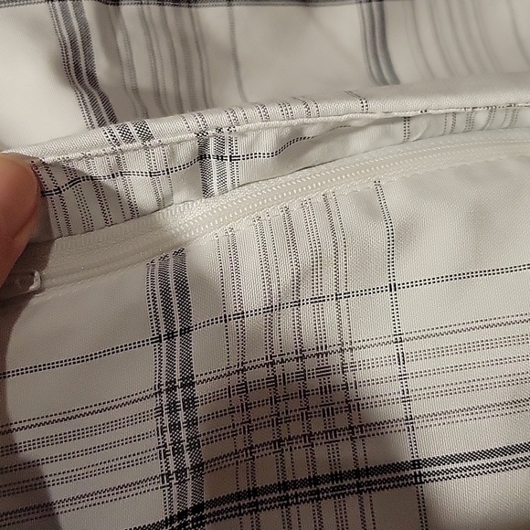 C18 Performance Shorts - Picture 4 of 8